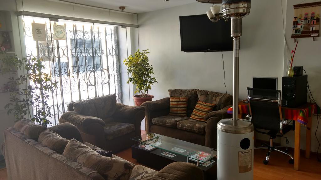 Manuelita House Bed & Breakfast Puno Exterior photo
